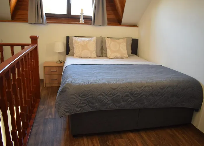 Elbrs Mariańskie Łaźnie